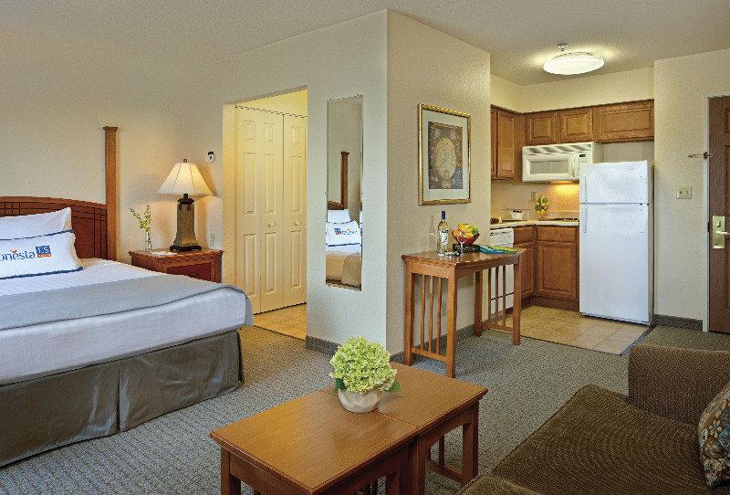 Staybridge Boston - By Ihg Hotel Burlington
